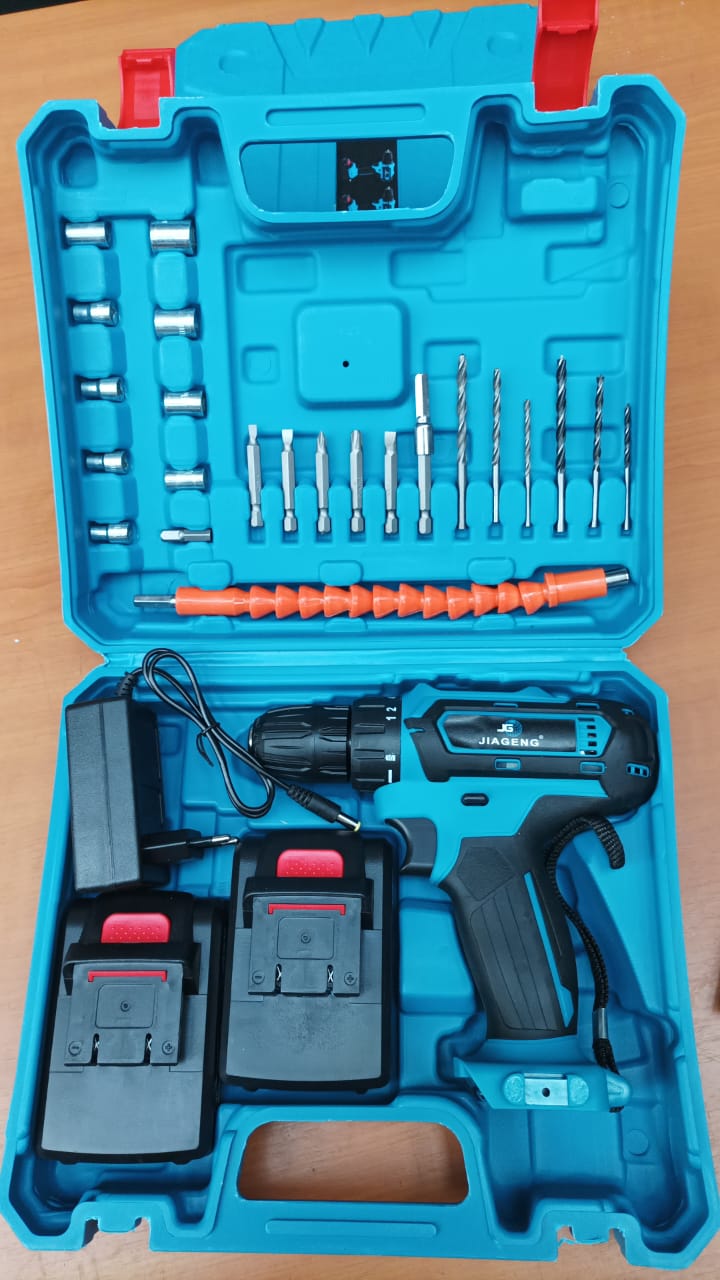 Combo Taladro 96V + Mini Amoladora · 4 Baterías